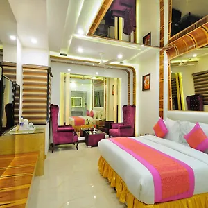 The Gold Regency - 02 Mins From Railway Station New Delhi
