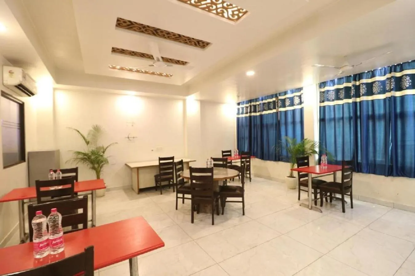 Hotel Park Suites A Family Hotel Near Airport Nové Dillí